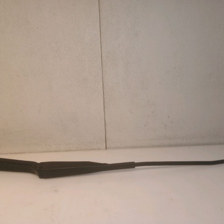 Bras essuie-glace avant droit occasion RENAULT CLIO CAMPUS II Phase 1 07-2006->07-2009 1.5 DCI 65ch 288815109R