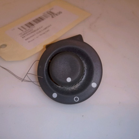 Commande rétroviseurs extérieures électriques occasion RENAULT CLIO CAMPUS II Phase 1 07-2006->07-2009 1.5 DCI 65ch 8200214919