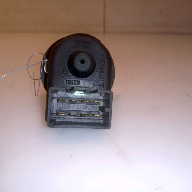 Commande rétroviseurs extérieures électriques occasion RENAULT CLIO CAMPUS II Phase 1 07-2006->07-2009 1.5 DCI 65ch 8200214919 2