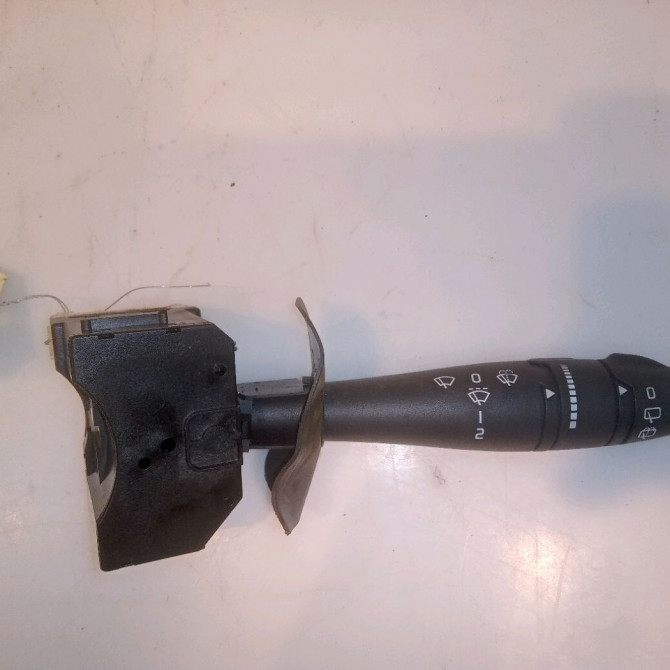 Commande essuie glace occasion RENAULT CLIO CAMPUS II Phase 1 07-2006->07-2009 1.5 DCI 65ch 1