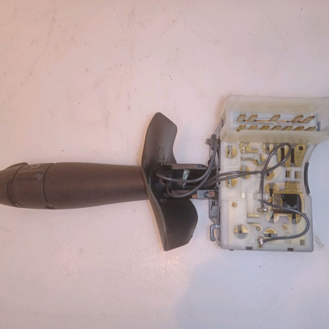 Commande essuie glace occasion RENAULT CLIO CAMPUS II Phase 1 07-2006->07-2009 1.5 DCI 65ch 2