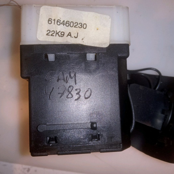 Commande essuie glace occasion RENAULT CLIO CAMPUS II Phase 1 07-2006->07-2009 1.5 DCI 65ch 4