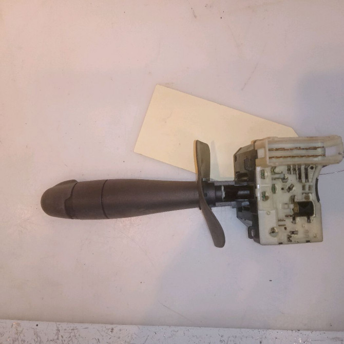 Commande essuie glace occasion RENAULT CLIO CAMPUS II Phase 1 07-2006->07-2009 1.2i 2