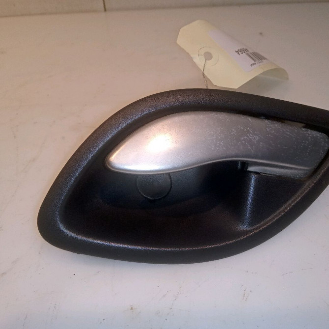 Poignee int porte avg occasion RENAULT ESPACE IV Phase 1 09-2002->03-2006 2.2 DCI 8200000723 1