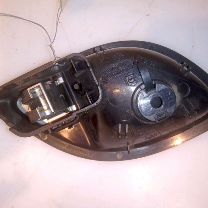 Poignee int porte avg occasion RENAULT ESPACE IV Phase 1 09-2002->03-2006 2.2 DCI 8200000723 2