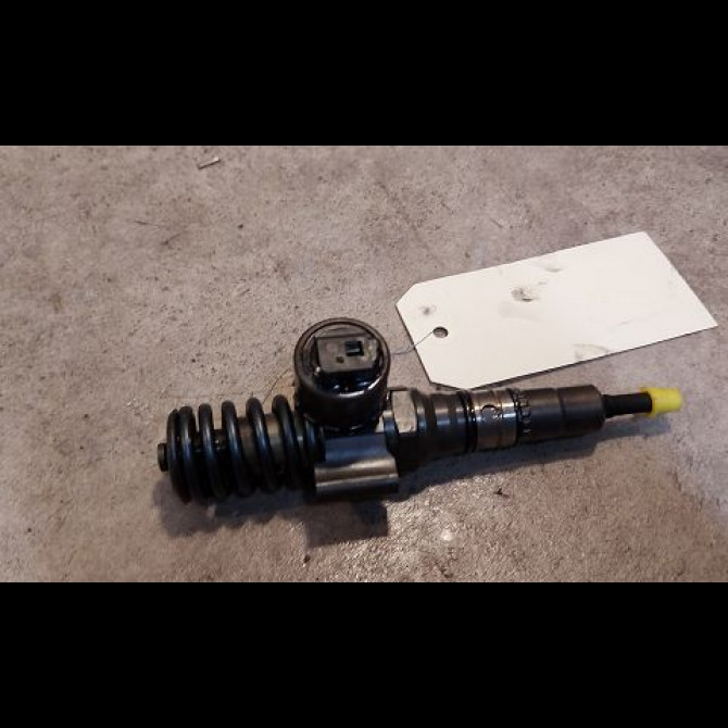 occasion AUDI A4 II Phase 2 09-2004->04-2008 2.0 TDi 140ch 6B133551T 2