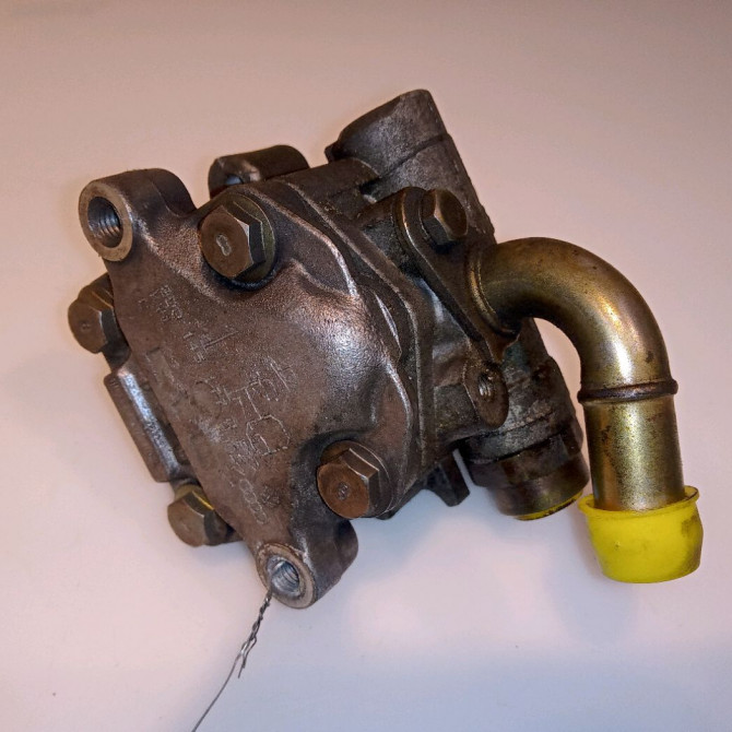 Pompe direction assistee occasion VOLKSWAGEN PASSAT IV Phase 2 10-2000->03-2005 1.9 TDI 130ch 8D0145156T 2