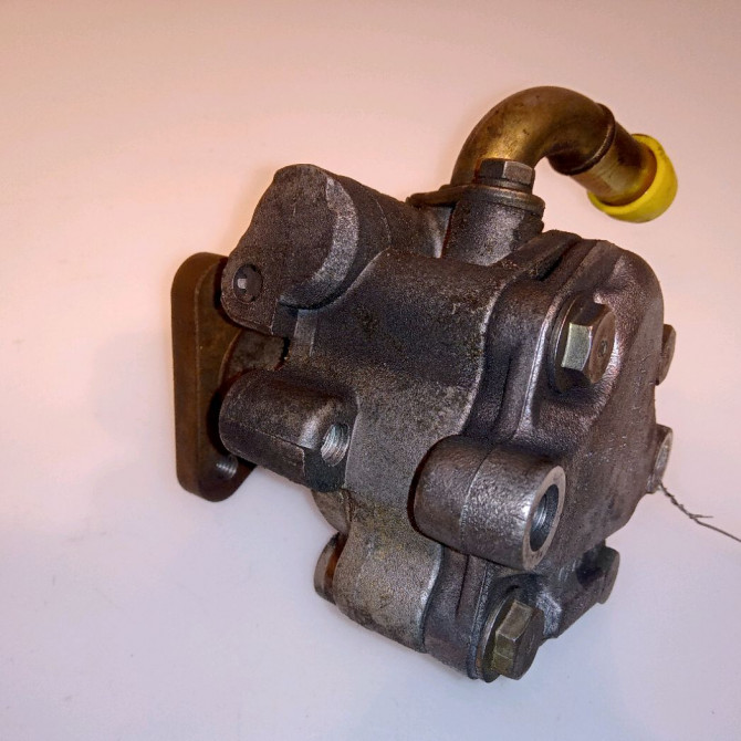 Pompe direction assistee occasion VOLKSWAGEN PASSAT IV Phase 2 10-2000->03-2005 1.9 TDI 130ch 8D0145156T 3