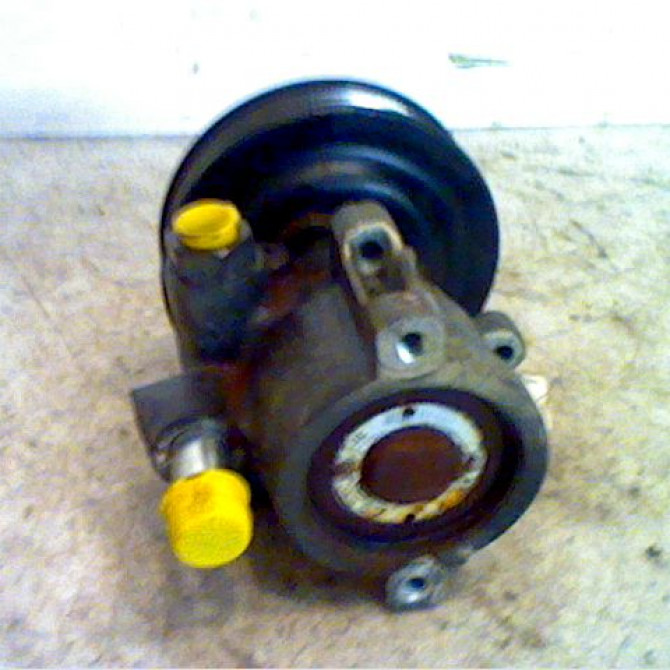 Pompe direction assistee occasion VOLKSWAGEN POLO III Phase 1 10-1994->11-1999 1.4 2