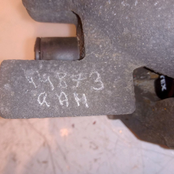 Etrier de frein avant gauche occasion RENAULT LAGUNA III Phase 2 11-2010->03-2013 2.0 DCI 16v 130ch 410110004R 3