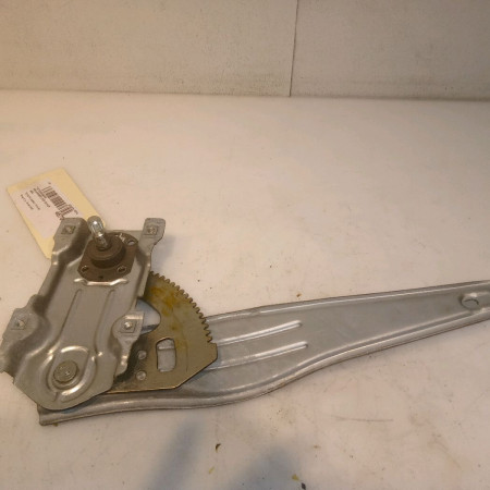 Mecanisme leve-glace arrière droit occasion TOYOTA YARIS I Phase 2 03-2003->12-2005 75 D-4D 698300D010