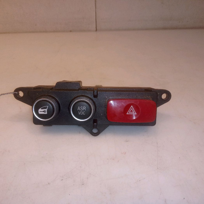 Bouton de warning occasion ALFA ROMEO 159 Phase 1 04-1995->04-1999 1.9 JTDM 150ch 1