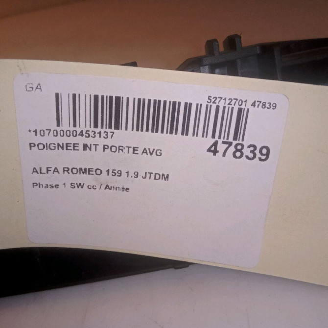 Poignee int porte avg occasion ALFA ROMEO 159 Phase 1 04-1995->04-1999 1.9 JTDM 150ch 156054466 4