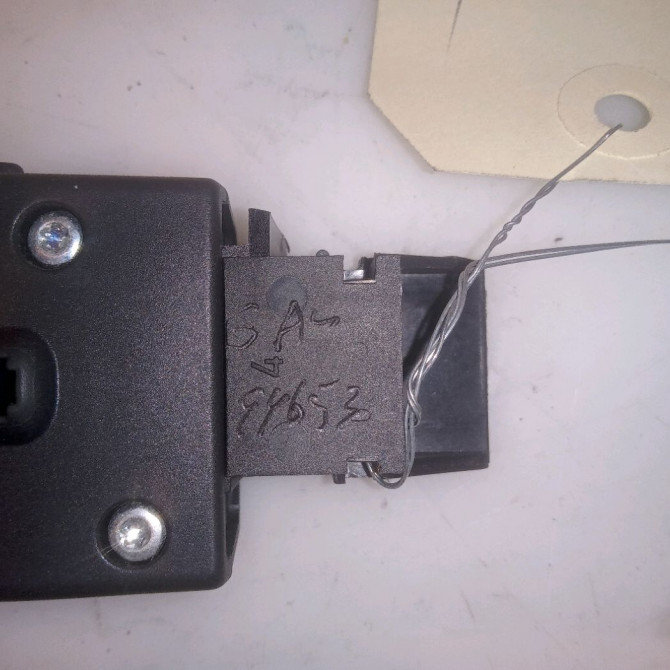 Commande autoradio occasion RENAULT CLIO II Phase 2 06-2001->07-2006 1.2i 75ch 4