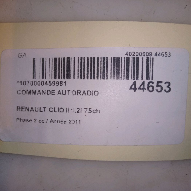 Commande autoradio occasion RENAULT CLIO II Phase 2 06-2001->07-2006 1.2i 75ch 5