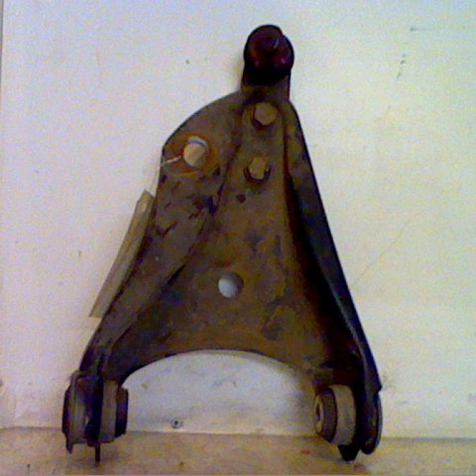 Triangle inf avg occasion RENAULT CLIO II Phase 1 03-1998->06-2001 1.2 GPL 8200942407 1