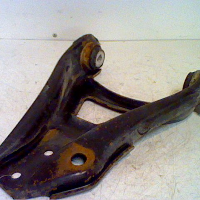 Triangle inf avg occasion RENAULT CLIO II Phase 1 03-1998->06-2001 8200942407 1