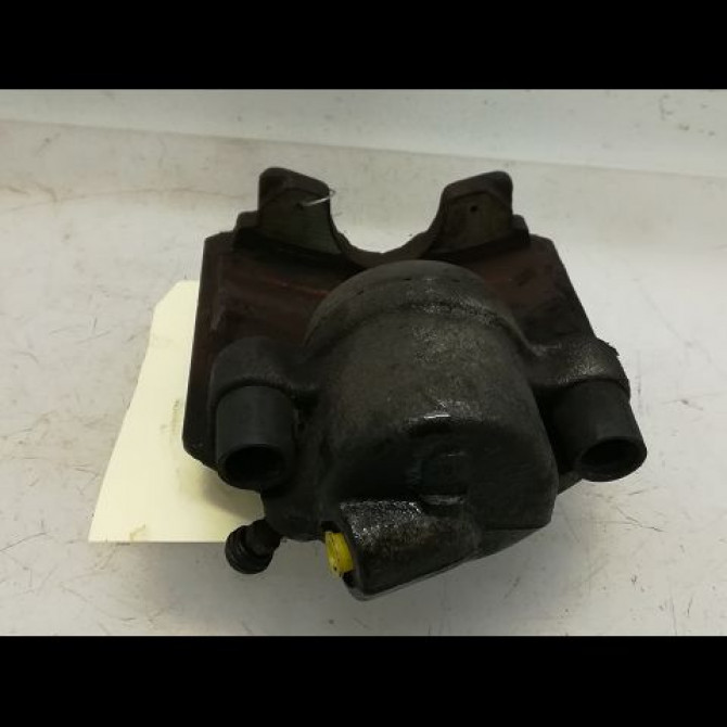 Etrier de frein avant gauche occasion FORD FIESTA IV Phase 2 09-1999->09-2002 1.8 D 1478500 2