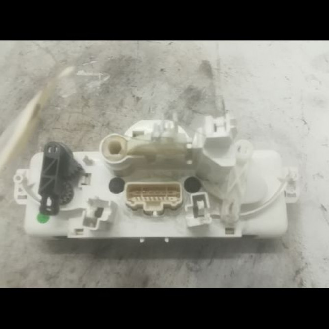 Commande de chauffage occasion RENAULT MODUS Phase 2 01-2008->12-2012 1.5 DCI 75ch 2