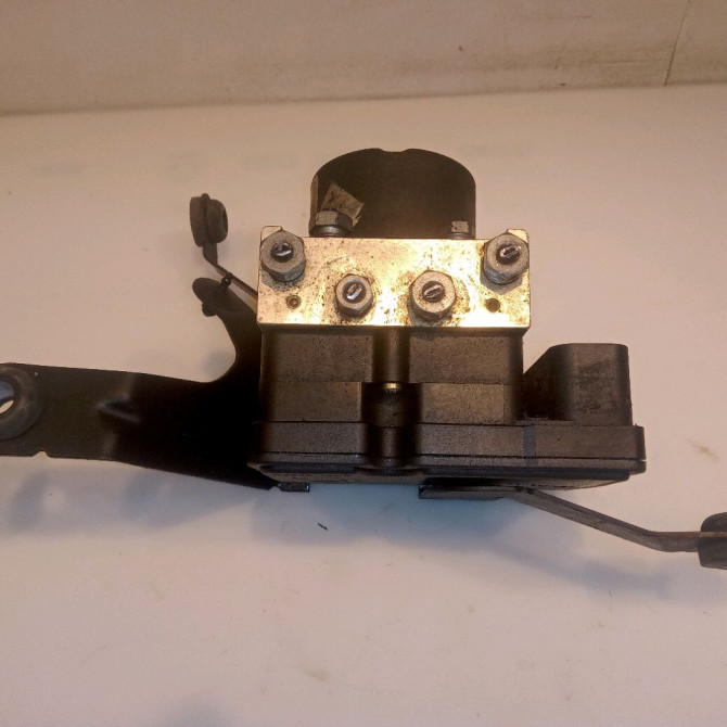 Unité hydraulique ABS occasion FORD FIESTA V Phase 1 09-2002->10-2005 1.4 TDCI 1512725 3