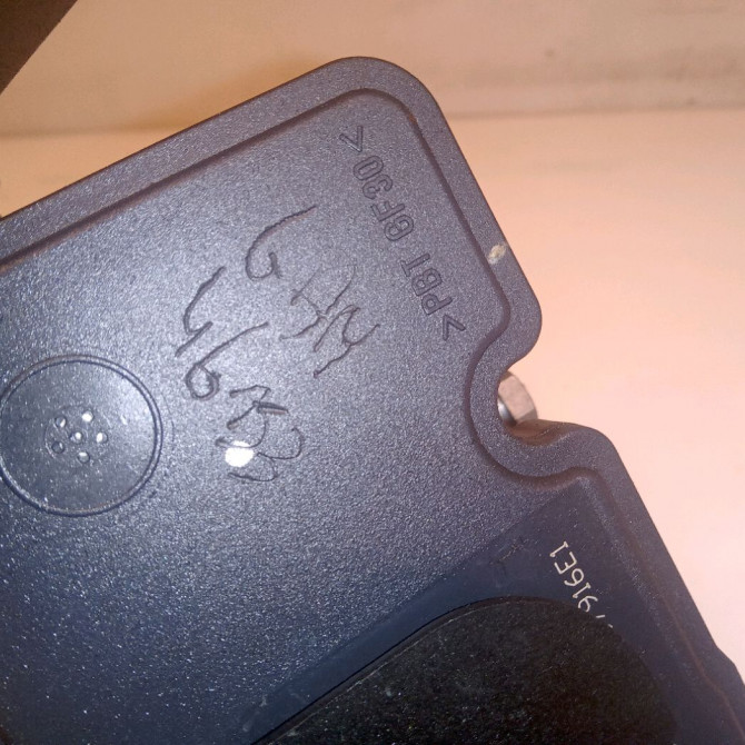 Unité hydraulique ABS occasion FORD FIESTA V Phase 1 09-2002->10-2005 1.4 TDCI 1512725 4