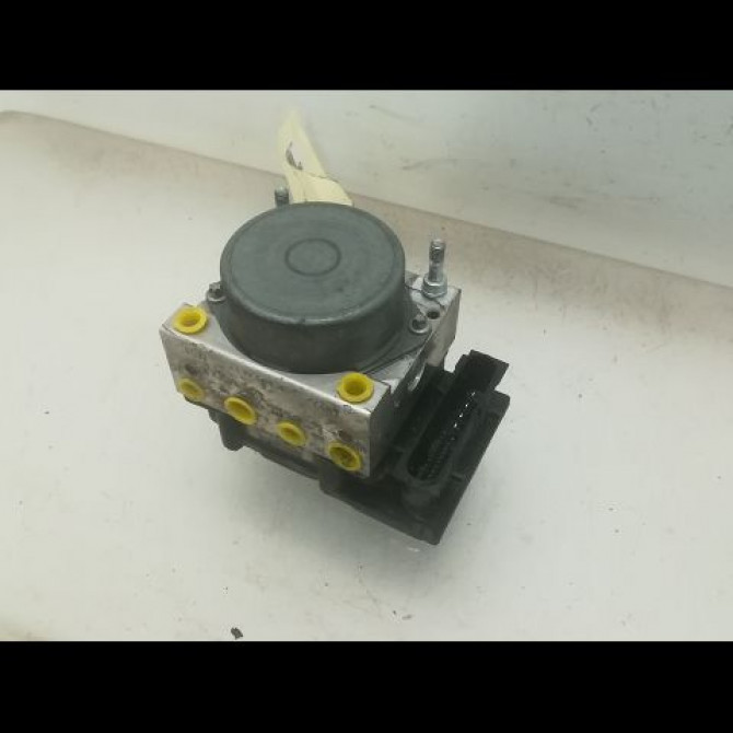 Unité hydraulique ABS occasion RENAULT MODUS Phase 2 01-2008->12-2012 1.5 DCI 85ch 1