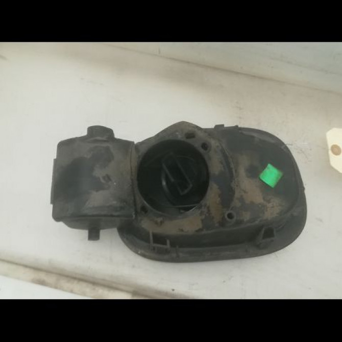 Volet de trappe carburant occasion RENAULT MODUS Phase 2 01-2008->12-2012 1.5 DCI 75ch 8200213437 2
