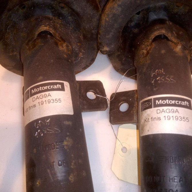 Amortisseur avant droit occasion FORD FUSION Phase 2 10-2005->09-2011 1.6 TDCI 90ch 1329533 2