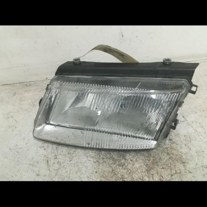Phare gauche occasion VOLKSWAGEN PASSAT IV Phase 1 10-1996->10-2000 1.9 TDI 110ch 3B0941017R 1