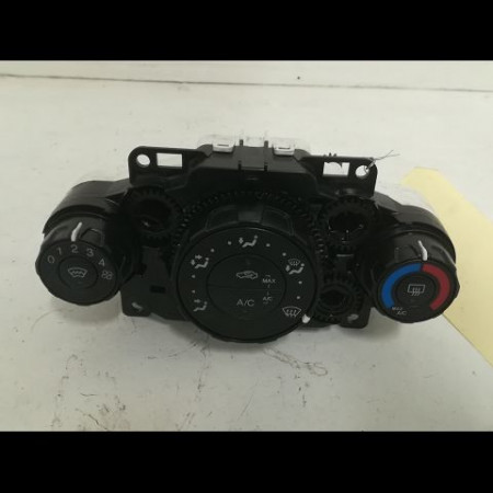 Commande de chauffage occasion FORD FIESTA VI Phase 2 11-2012->... 1.5 TDCI 75ch