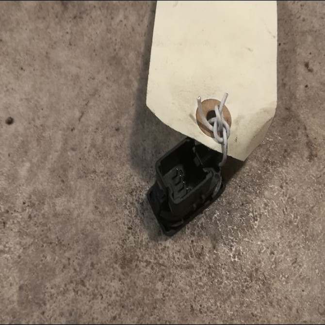 Commande lève-glace porte avant droite occasion FORD FOCUS II Phase 1 09-2004->12-2007 1.6 TDCI 110ch 1223143 2