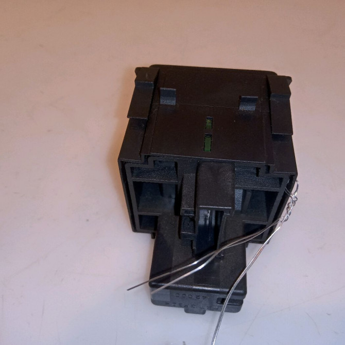 Commande eclairage occasion RENAULT MEGANE III Phase 1 11-2008->01-2012 1.4 TCE 16v 130ch 251900001R 2