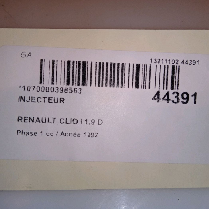 Injecteur occasion RENAULT CLIO I Phase 1 06-1990->03-1994 1.9 D 7701033826 3