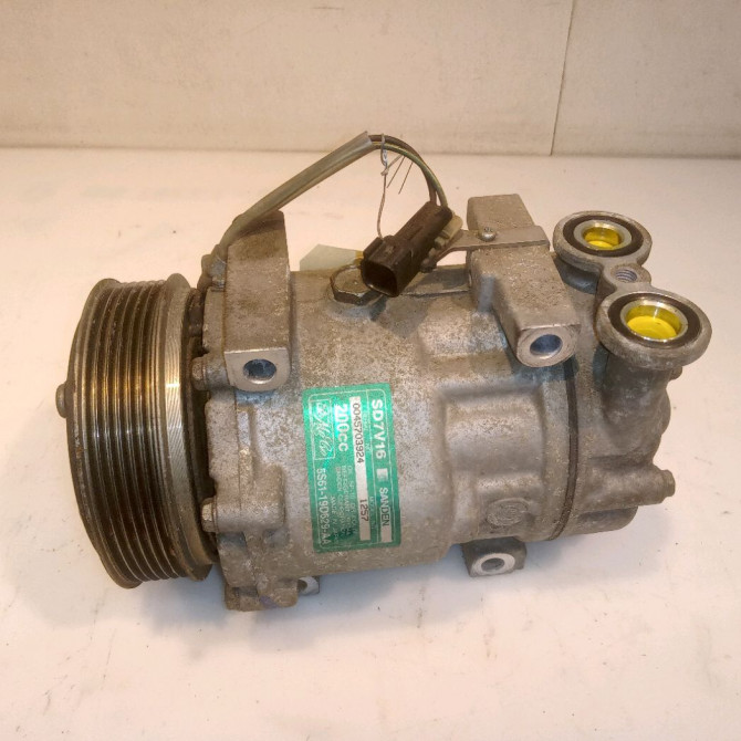 Compresseur air conditionne occasion FORD FUSION Phase 2 10-2005->09-2011 1.6 TDCI 90ch 3