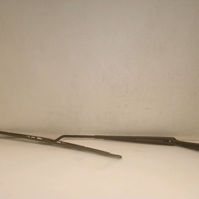 Bras essuie-glace avant gauche occasion FORD FOCUS II Phase 1 09-2004->12-2007 1064744 2