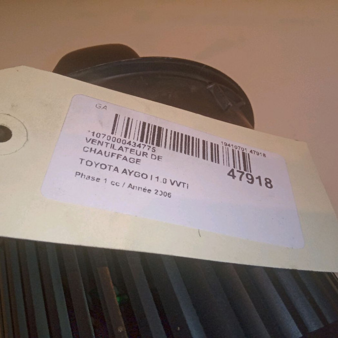 Ventilateur de chauffage occasion TOYOTA AYGO I Phase 1 06-2005->11-2009 1.0 VVTI 871030H021 5