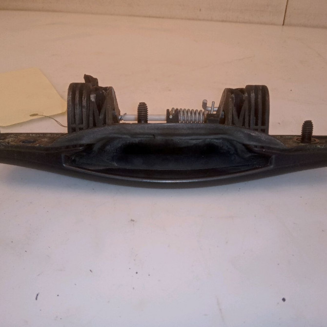 Poignee ext porte arg occasion DACIA SANDERO I Phase 1 06-2008->10-2012 1.4 MPI 75ch 806074969R 2