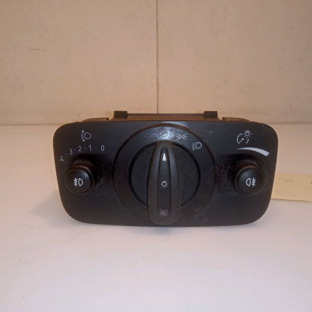 Interrupteur commande de phares occasion FORD FIESTA VI Phase 2 11-2012->... 1.5 TDCI 95ch 1787110
