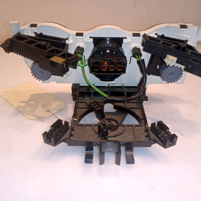 Commande de chauffage occasion HYUNDAI GETZ Phase 1 09-2002->11-2005 1.5 CRDI 2