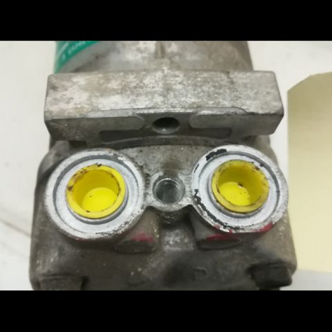 Compresseur air conditionne occasion RENAULT TWINGO I Phase 1 04-1993->08-1998 Twingo >09.96 7700860997 3