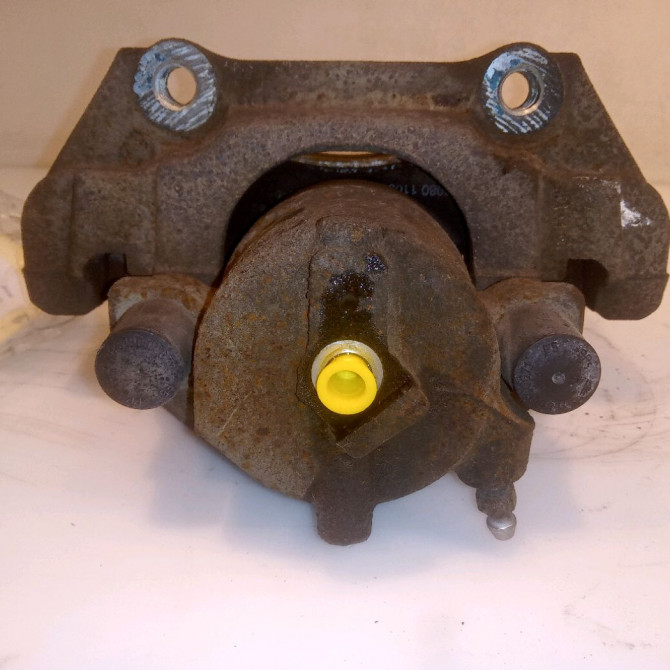 Etrier de frein avant gauche occasion OPEL MERIVA I Phase 1 04-2003->12-2005 1.7 CDTI 93190644 3