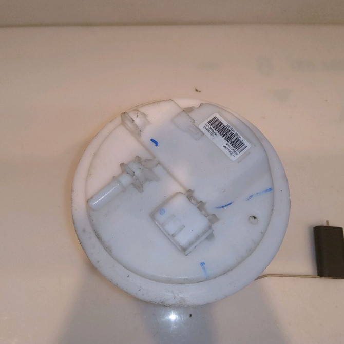 Jauge a carburant occasion RENAULT MEGANE III Phase 1 11-2008->01-2012 1.4 TCE 16v 130ch 172020029R 3