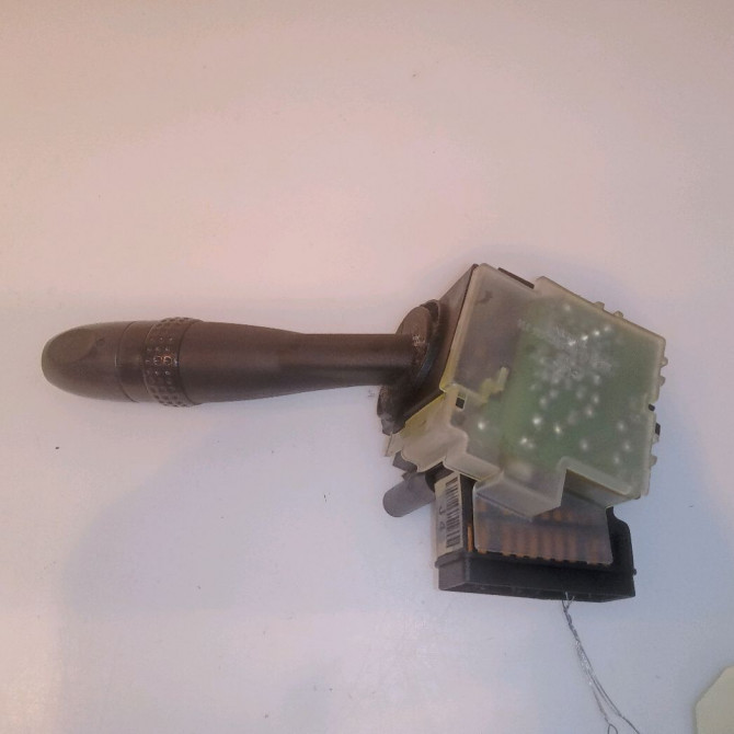 Commande essuie glace occasion HYUNDAI GETZ Phase 1 09-2002->11-2005 1.1i 934201C030 2