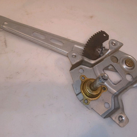 Mecanisme leve-glace arrière droit occasion HYUNDAI GETZ Phase 1 09-2002->11-2005 1.1i 834021C000