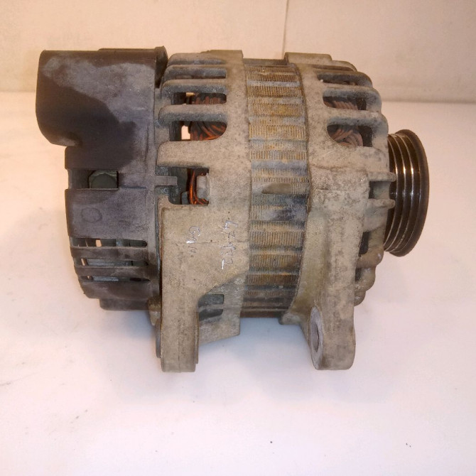 Alternateur occasion HYUNDAI GETZ Phase 1 09-2002->11-2005 1.1i 3730002550 3