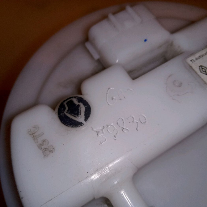 Jauge a carburant occasion RENAULT MEGANE III Phase 1 11-2008->01-2012 172020029R 5