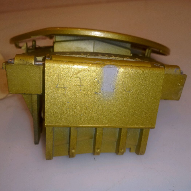 Volet de trappe carburant occasion PEUGEOT 307 Phase 1 04-2001->06-2005 2.0 HDI 110ch 151788 4