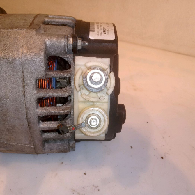 Alternateur occasion TOYOTA AYGO I Phase 1 06-2005->11-2009 1.0 VVTI 270600Q13084 5