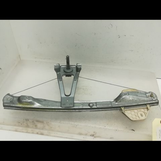 Mecanisme leve-glace arrière gauche occasion RENAULT CLIO II Phase 1 03-1998->06-2001 1.2 7700434303 1