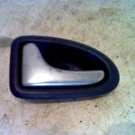 Poignee int porte avg occasion RENAULT CLIO II Phase 1 03-1998->06-2001 8200711136